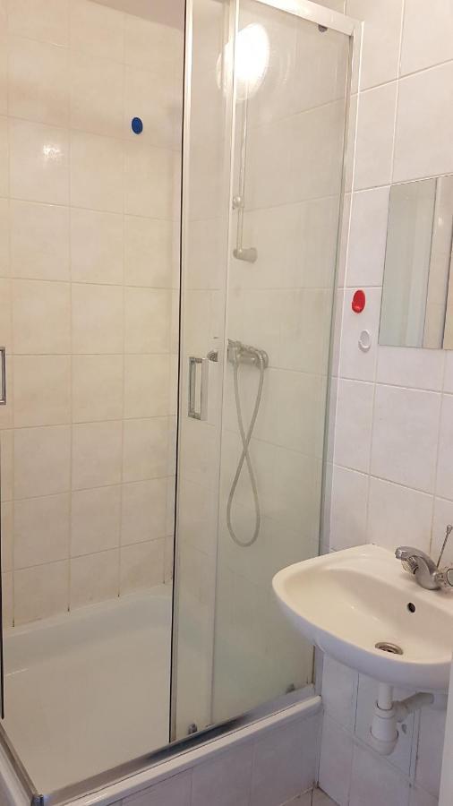نزل Dom Studencki Nr 11 Gdansk Brzezno المظهر الخارجي الصورة